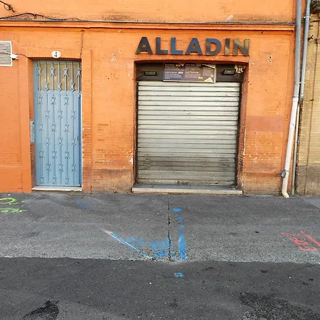 Lägenhet Cosy 4 Pers Au Centre De Et Metro A 2 Min